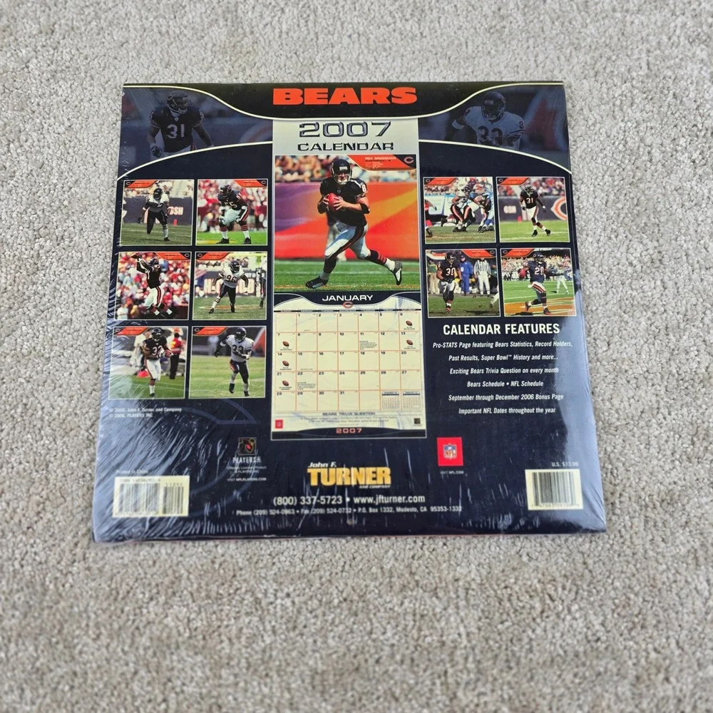NFL Chicago Bears 2007 Calendar Blue Orange Brian Urlacher John F Turner New